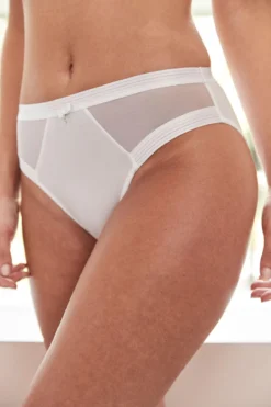 Viva Luxe High Leg Brief - White -Curve by Lingerie 233250 20221116104500