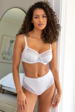 Aura Side Support Underwired Bra - White -Curve by Lingerie 262756 20211027143300
