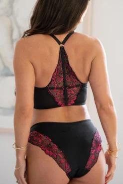 J'Adore Front Fastening Bralette - Black/Pink -Curve by Lingerie 316734 20230526165900